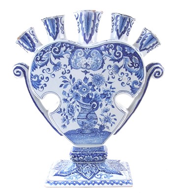 Lot 283 - Delft tulip vase
