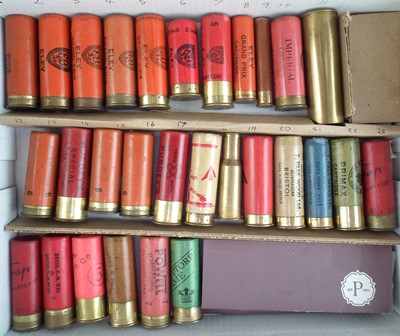 Lot 211 - Twenty nine collectors cartridges.