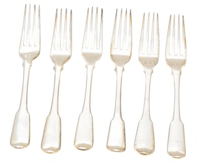 Lot 155 - Six George III dessert forks