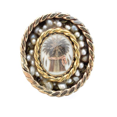 Lot 25 - A Victorian memorial ring