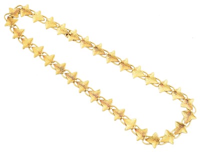 Lot 118 - An early 20th century 18ct gold necklace