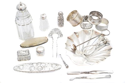Lot 130 - A selection of silver