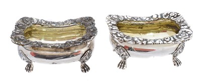 Lot 201 - A pair of George IV open salts