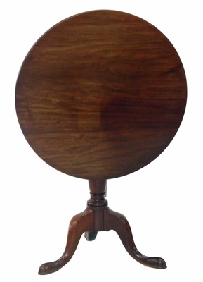 Lot 368 - George III mahogany occasional table