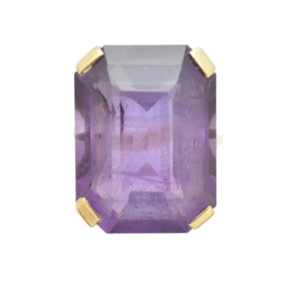 Lot 233 - A 9ct gold amethyst dress ring