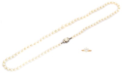 Lot 32 - A selection of jewellery