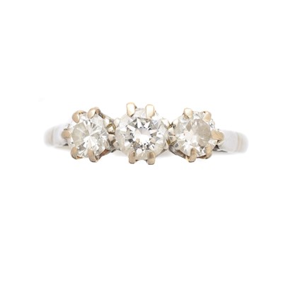 Lot 171 - A platinum diamond three stone ring