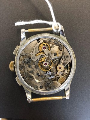 Lot 126 - A 1940s Breitling Telemetre Chronograph watch