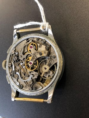 Lot 126 - A 1940s Breitling Telemetre Chronograph watch