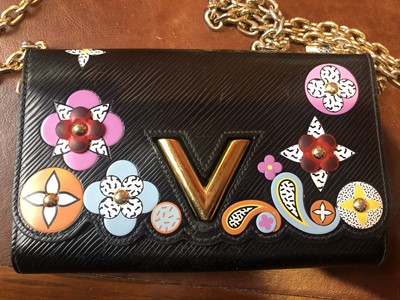 Lot 85 - A Louis Vuitton Twist Blossom Edition Wallet on Chain Shoulder Bag