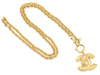 Lot 33 - A Chanel pendant necklace