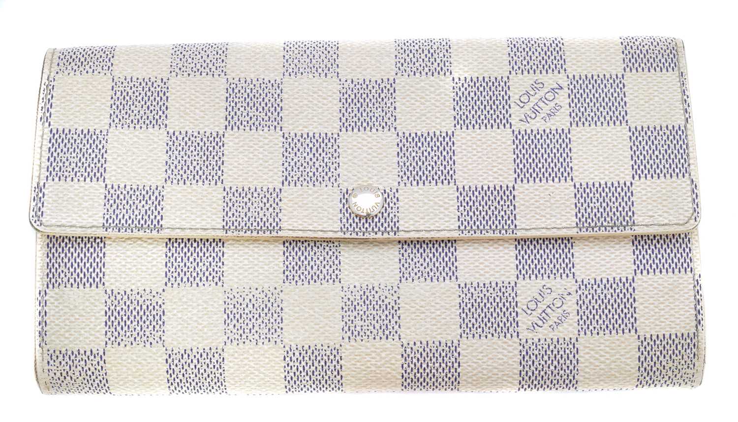Lot 114 - A Louis Vuitton Sarah wallet