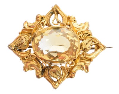 Lot 1 - A Victorian citrine brooch