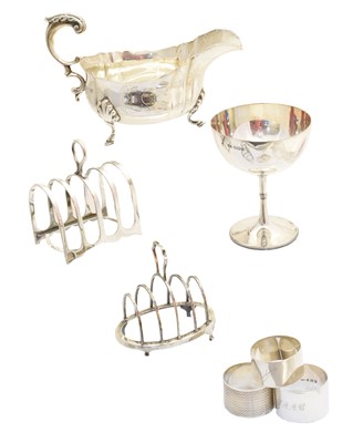 Lot 215 - A selection of silver