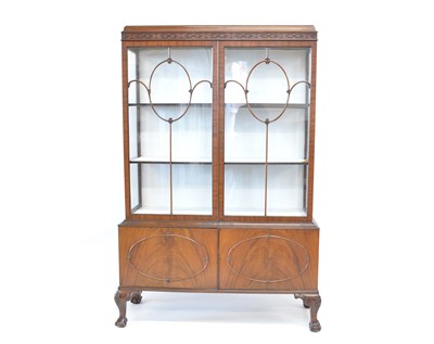 Lot 426 - Edwardian mahogany display cabinet