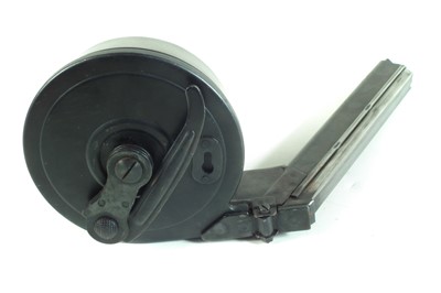 Lot 148 - Reproduction Artillery Luger snail drum magazine