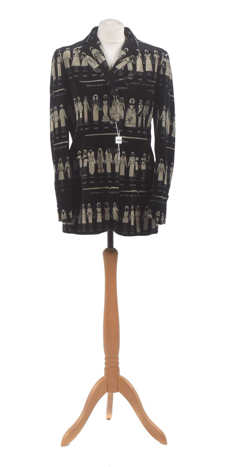 Lot 118 - A velvet jacket by Moschino
