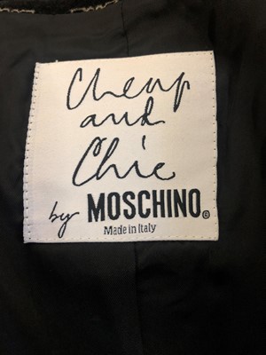 Lot 118 - A velvet jacket by Moschino