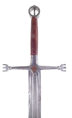 Lot 366 - Modern replica of an Irish Longsword