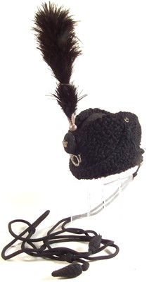 Lot 434 - Rifle Brigade Astrakhan cap with plum and tin