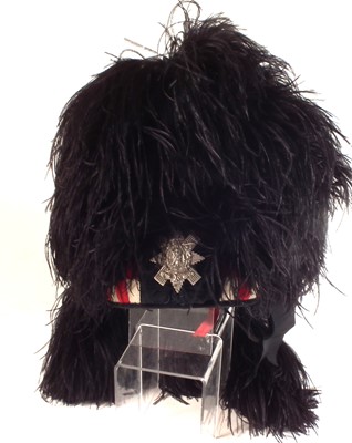 Lot 435 - Black Watch feather bonnet