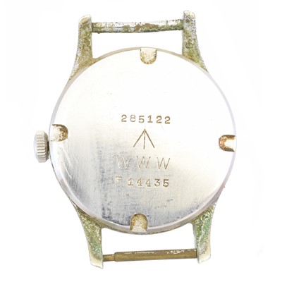 Lot 270 - A WWII Jaeger-LeCoultre 'Dirty Dozen' manual wind wristwatch