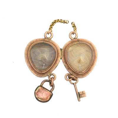 Lot 88 - A Georgian memorial hairwork pendant