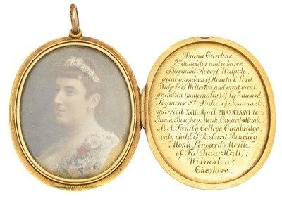 Lot 99 - A late Victorian 18ct gold photograph miniature locket