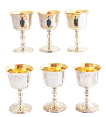 Lot 222 - A cased set of Irish silver goblets