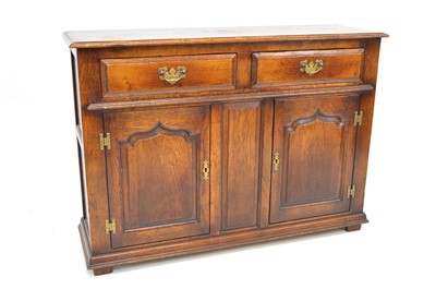 Lot 248 - 20th-century oak side cabinet