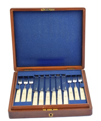 Lot 216 - A William IV cased set of silver dessert knives and forks