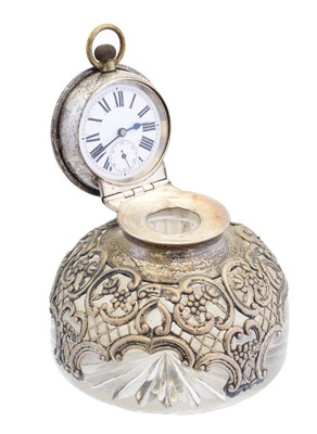 Lot 217 - An Edward VII silver mounted inkwell