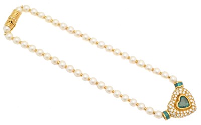 Lot 115 - An emerald, diamond and cultured pearl necklace