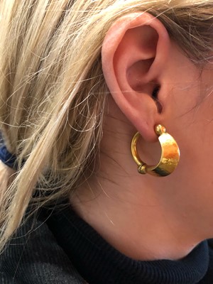 Lot 81 - A pair of earrings by Ilias Lalaounis