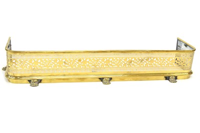 Lot 362 - Regency brass fire curb
