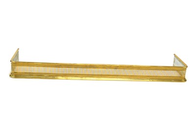 Lot 364 - Victorian brass fire curb