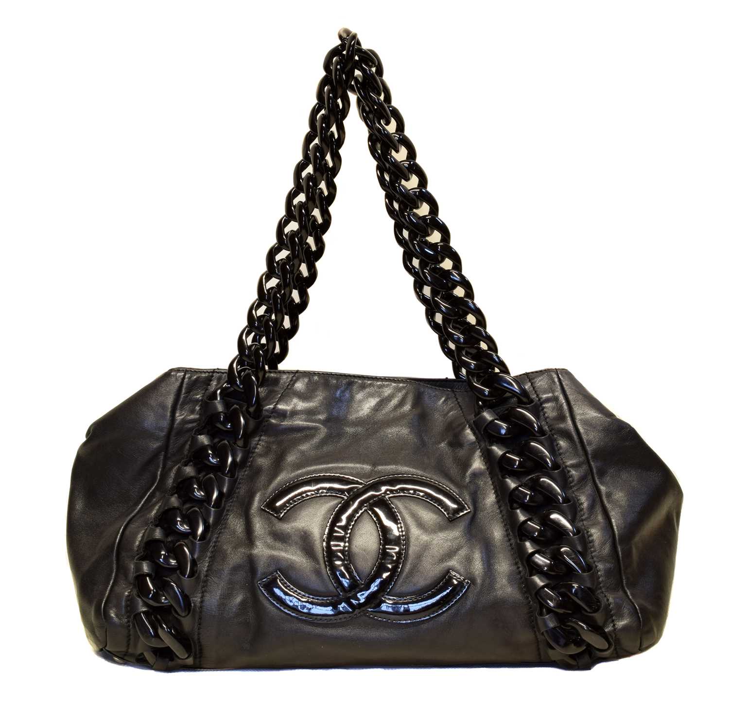 Lot 129 - A Chanel Front Logo Chain Tote Shoulder Bag