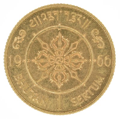 Lot 103 - Bhutan, Jigme Wangchuck, gold 1-Sertum 1966.
