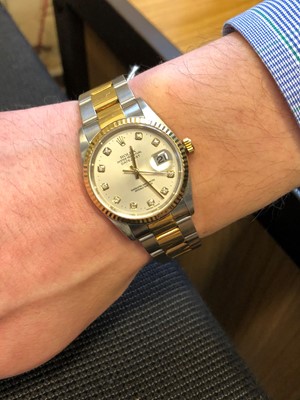 Lot 144 - A gents steel and gold Rolex Oyster Perpetual Datejust wristwatch