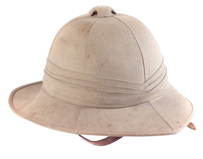 Lot 252 - WWII Linney RAF officer's khaki tropical helmet
