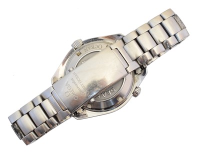 Lot 139 - A stainless steel Omega Seamaster Planet Ocean watch