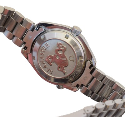 Lot 139 - A stainless steel Omega Seamaster Planet Ocean watch