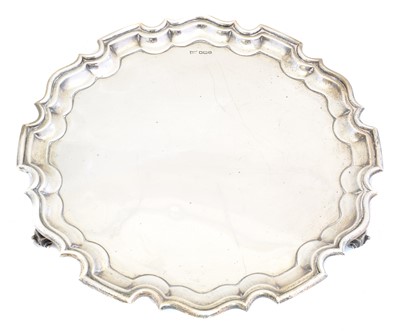 Lot 120 - A George V silver salver