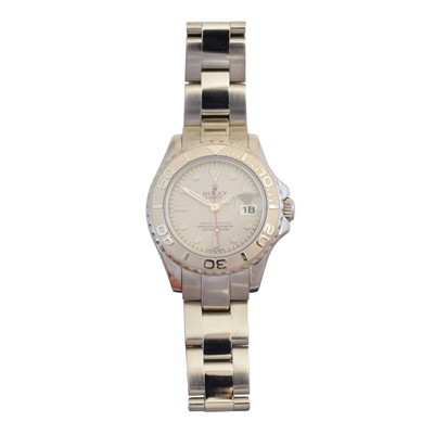 Lot 142 - A ladies bi-metal Rolex Oyster Perpetual Yacht-Master wristwatch
