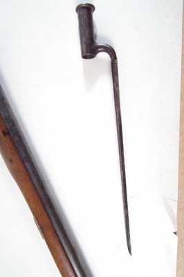 Lot 54 - British Pattern 1840 .620 percussion Constabulary carbine and bayonet