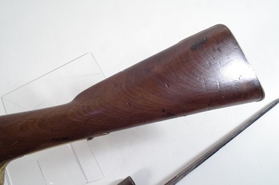 Lot 54 - British Pattern 1840 .620 percussion Constabulary carbine and bayonet