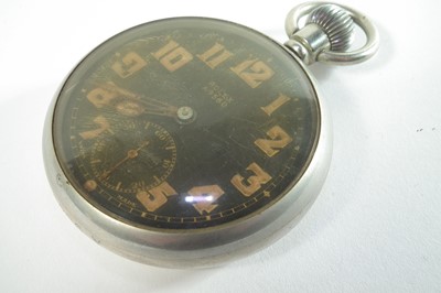 Lot 501 - A Rolex military pocket watch