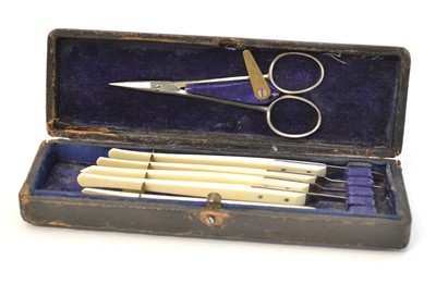 Lot 206 - Eye Surgeons Scalpel Set
