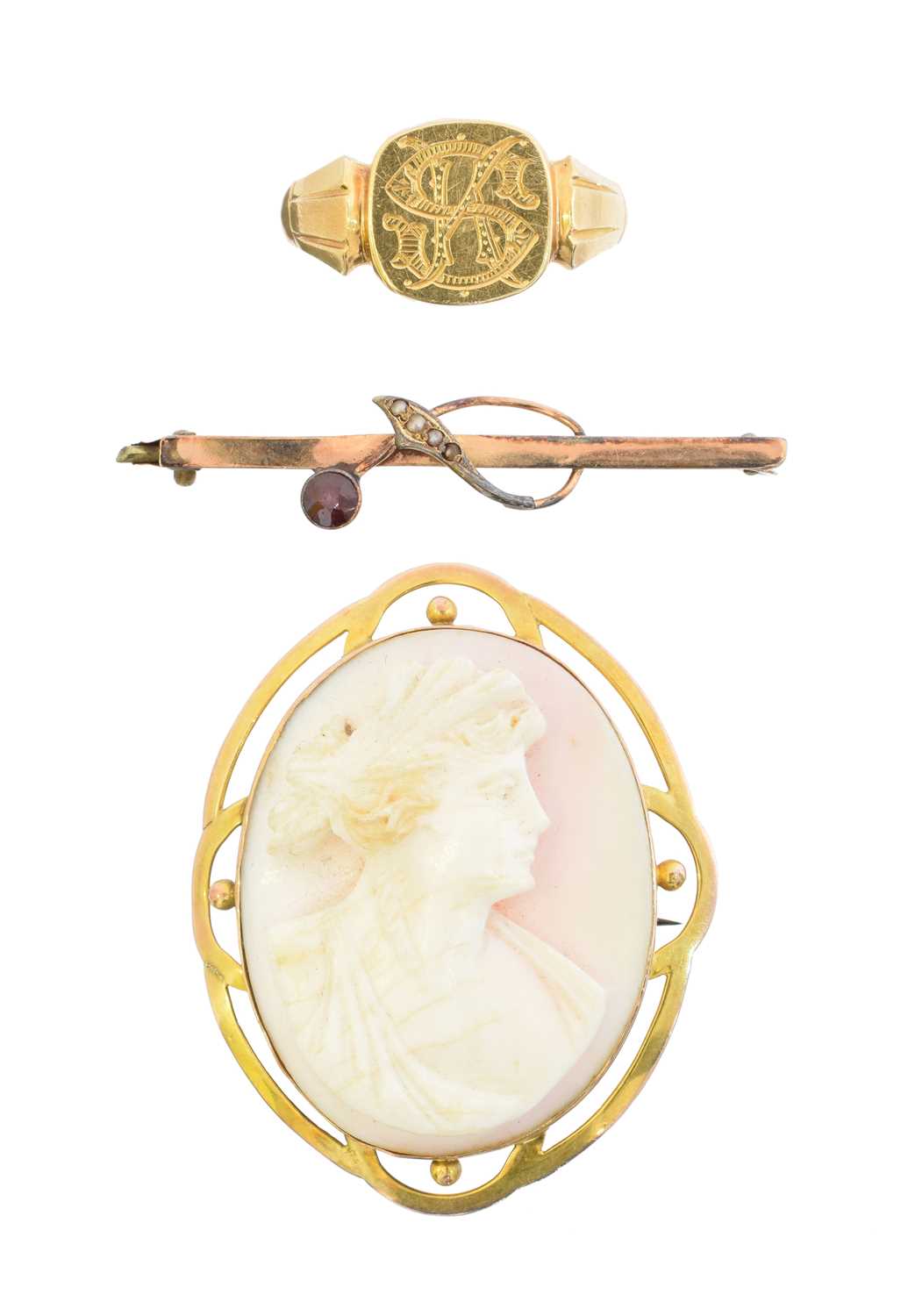 Lot 7 - A selection of jewellery