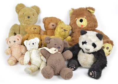Lot 131 - Nine teddy bears